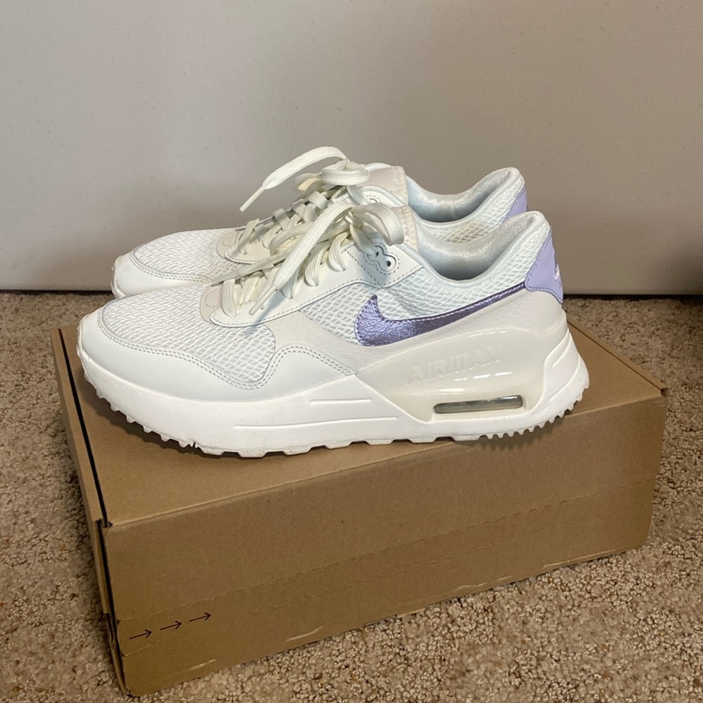 Women’s Nike Air Max SYSTM